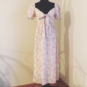 Vintage floral sweetheart dress. Size small